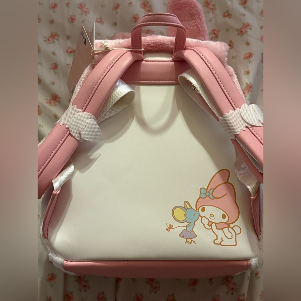 My Melody Plush Pocket Loungefly Bacpack - Picture 2 of 5